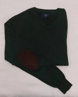 Jersey niño cuello pico verde botella y coderas