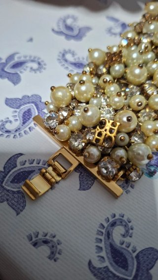 Pulsera perlas y dorado