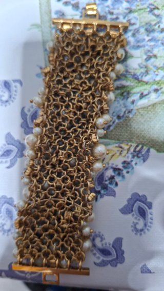 Pulsera perlas y dorado