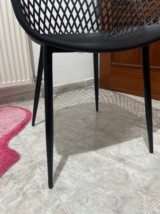 Silla negra elegante