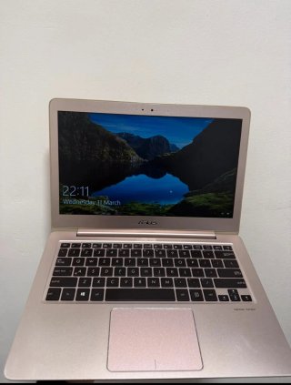 Asus Zenbook Dorado/Plateado