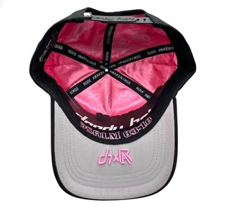 Gorra Dandy Hats Negra y Rosa