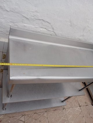 Mesa de acero inoxidable