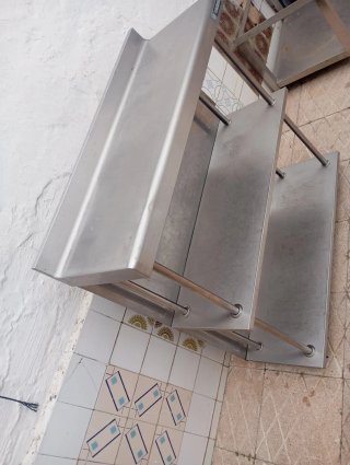 Mesa de acero inoxidable