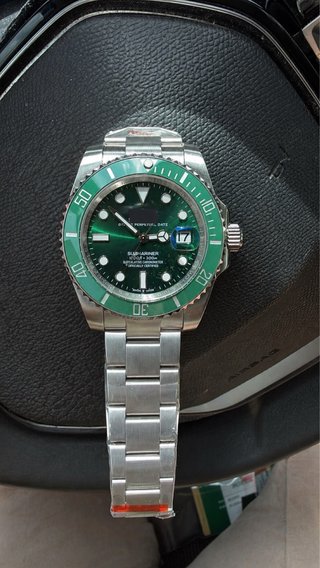 Reloj verde