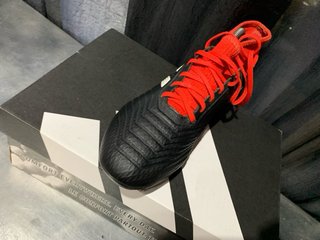 Botas de fútbol Adidas Predator Talla 40