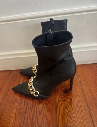 Botines Zara Tacón Cadena Dorada