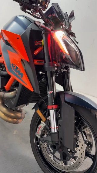 KTM Super Duke 1290