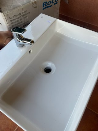 Mueble de baño Roca con lavabo