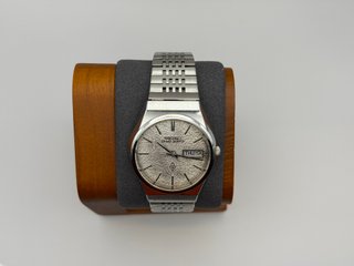Seiko Grand Quartz 4843-8100 Plata