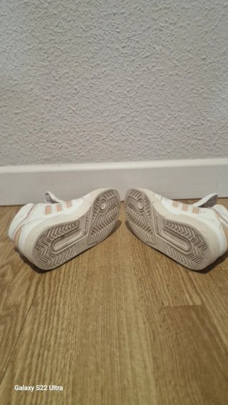 Zapatillas Adidas Niña Blancas y Doradas n°28