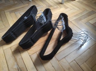 30 Percheros Terciopelo Negro sin uso