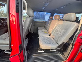 Volkswagen Transporter T5 2005 shutller 9 acientos