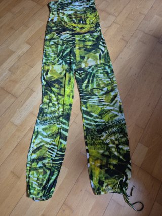 Mono estampado tropical talla L palabra de honor