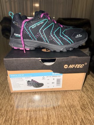 Zapatillas Hi-Tec Mujer Negras y Rosas