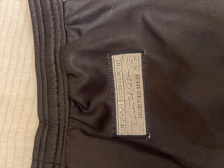 Pantalones Fubu Negros con Detalles Plateados