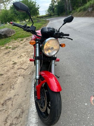 Ducati Monster 695