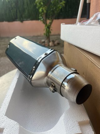 Tubo de escape carbono para moto