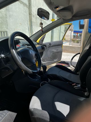 Peugeot 206 2004