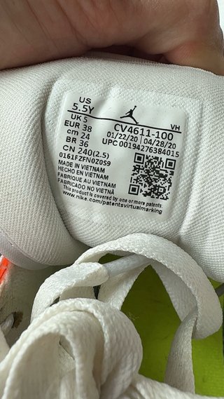 Nike Air Jordan 1 Mid