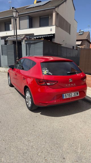 SEAT Leon 2015 1.6 TDI 105cv