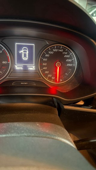 SEAT Leon 2015 1.6 TDI 105cv