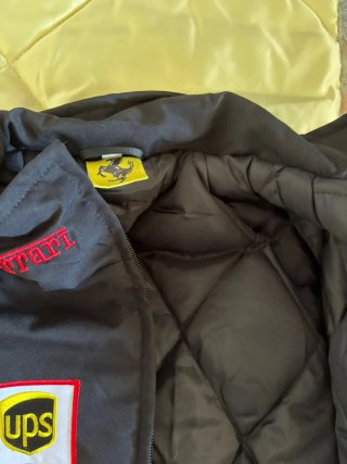 Chaqueta Ferrari F1 Parches Bordados