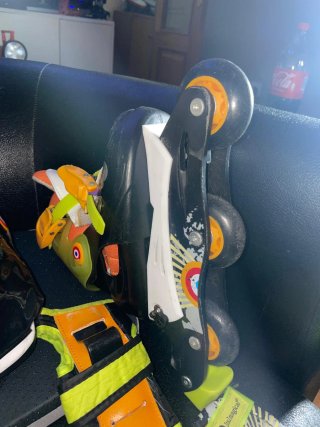 Patines Niño Talla 30-33 + Protecciones
