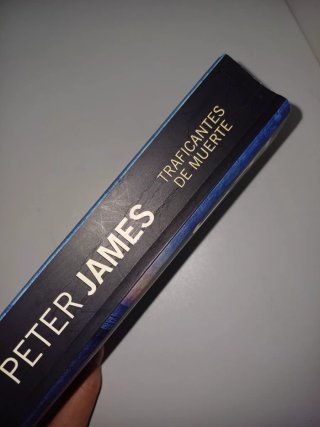 Traficantes de muerte (Spanish Edition)
