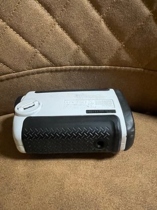 Telémetro Bushnell Tour V2