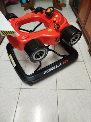 Andador bebé coche de carreras rojo