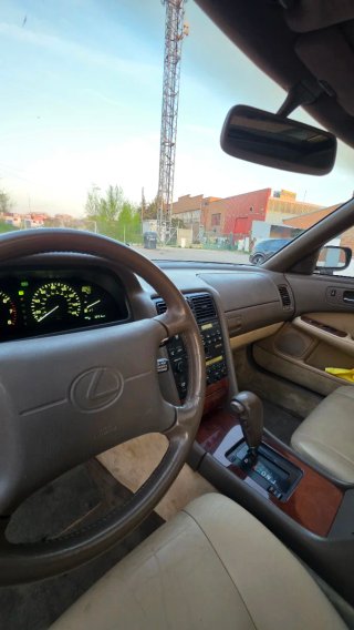 Lexus LS 1993