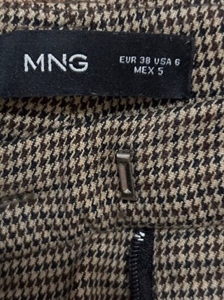 Pantalones Mango cuadros marrones y negros