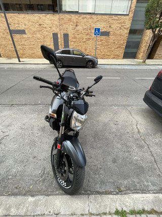 Suzuki GSR600 Naked 2011