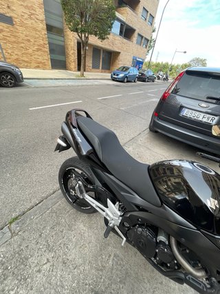 Suzuki GSR600 Naked 2011