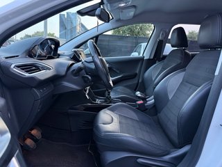 Peugeot 2008 2019 130 cv 6v allure 5p S/S