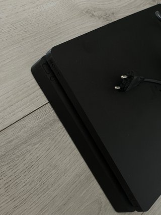 PS4 (PlayStation 4) Negra