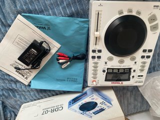 Reproductor y Grabador CD DJ Vestax CDR-07 de Segunda mano por 160