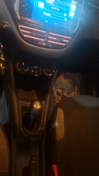 Peugeot 208 2015