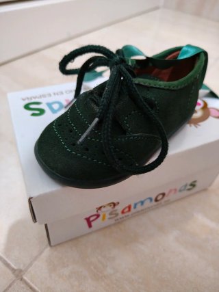 Merceditas verdes para bebé