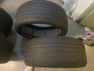 4 Neumáticos Pirelli 255/35 R21 98Y