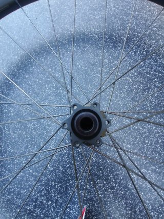 Rueda HX1700 *NUEVO* Trasera DT Swiss SPLINE 35 6T