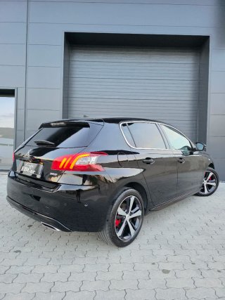 Peugeot 308 2016