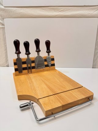 Tagliere per Formaggio Trudeau + Set di Coltelli Nuovo