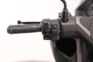 YAMAHA N-MAX 125 2025