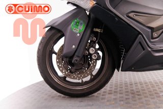 YAMAHA TMAX 500