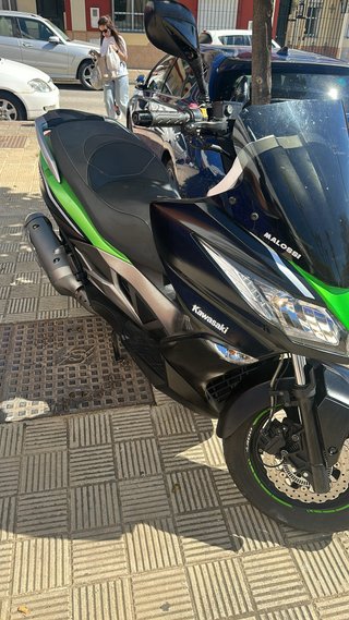 Kawasaki 300j abc Scooter 2017