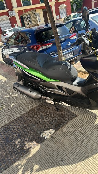 Kawasaki 300j abc Scooter 2017