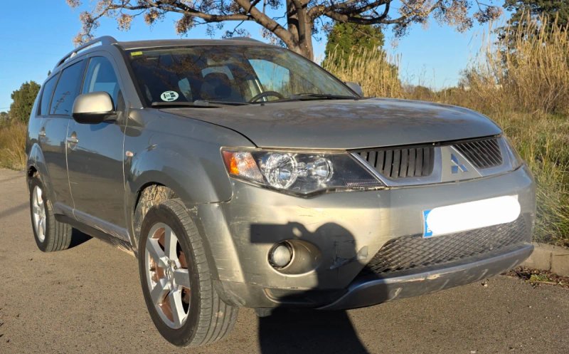 Mitsubishi Outlander 2.0 DI-D Intense 2007, foto 2
