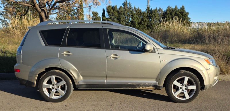 Mitsubishi Outlander 2.0 DI-D Intense 2007, foto 4